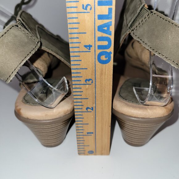 NWOT Earth Kristen Dark Olive Leather Peep Toe Block Heel Cage Sandals 9D - Picture 7 of 10